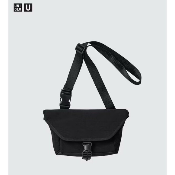 NWT Uniqlo U Mini Messenger Shoulder Bag Black Unisex Christophe Lemaire - Picture 1 of 11